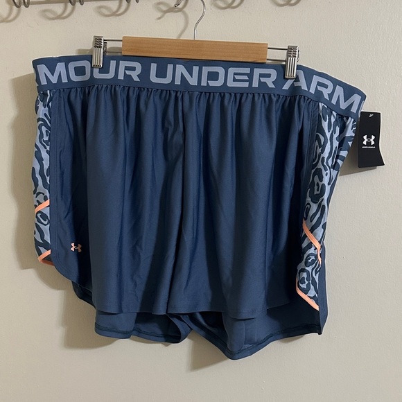 NWT Under Armour Blue Cheetah 4” Athletic Shorts 3X - Picture 1 of 4